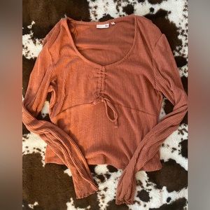 SO long sleeve top with size large